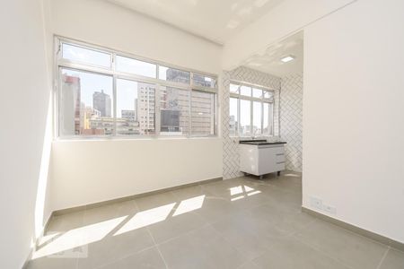Studio para alugar com 28m², 1 quarto e sem vaga Studio para alugar com 28m², 1 quarto e sem vagaStudio