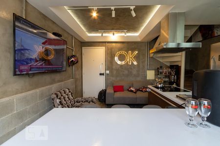 Sala/Cozinha de apartamento para alugar com 1 quarto, 50m² em Vila Andrade, São Paulo
