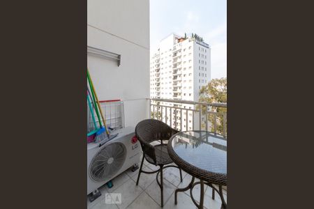 Sacada de apartamento para alugar com 1 quarto, 50m² em Vila Andrade, São Paulo