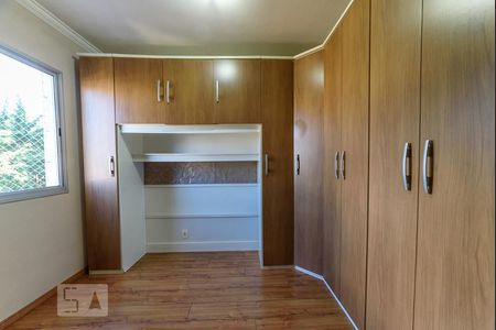 Apartamento à venda com 60m², 3 quartos e 1 vagaQuarto 2 - Armários