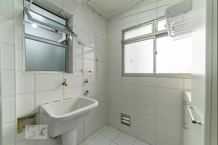 Apartamento à venda com 60m², 3 quartos e 1 vagaÁrea de Serviço