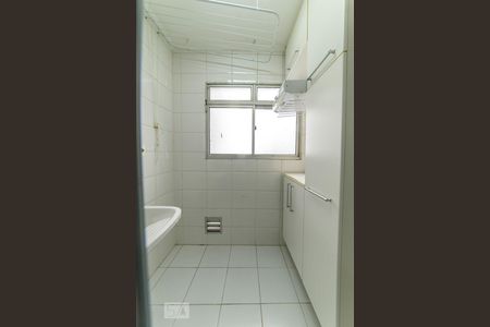 Apartamento à venda com 60m², 3 quartos e 1 vagaÁrea de Serviço