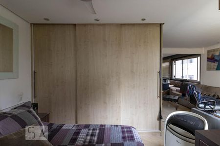 Quarto de apartamento para alugar com 1 quarto, 52m² em Vila Olímpia, São Paulo