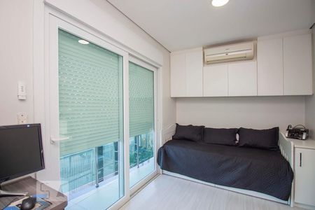 Casa à venda com 362m², 4 quartos e 5 vagasEscritório