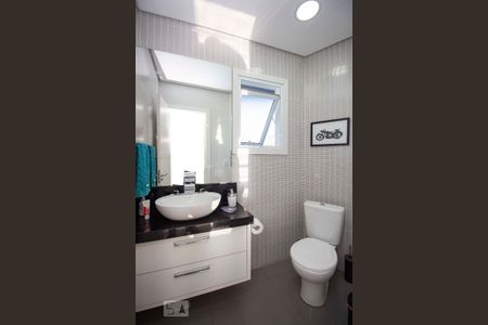 Casa à venda com 362m², 4 quartos e 5 vagasLavabo