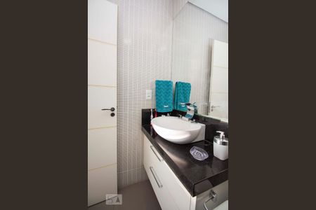 Casa à venda com 362m², 4 quartos e 5 vagasLavabo