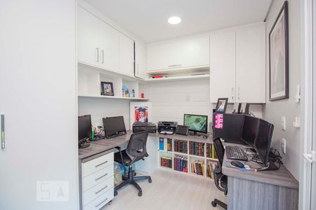 Casa à venda com 362m², 4 quartos e 5 vagasEscritório