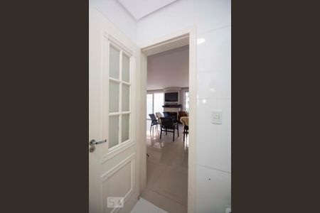 Casa à venda com 362m², 4 quartos e 5 vagasBanheiro 3