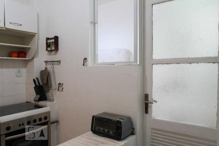 Apartamento à venda com 75m², 2 quartos e 1 vaga Apartamento à venda com 75m², 2 quartos e 1 vagaCozinha