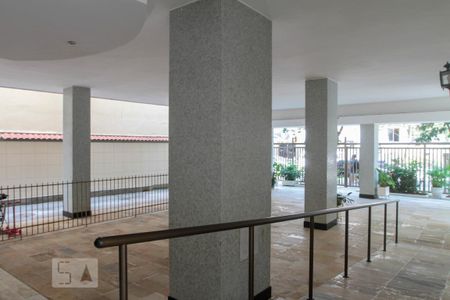Apartamento à venda com 75m², 2 quartos e 1 vaga Apartamento à venda com 75m², 2 quartos e 1 vagaEntrada do Prédio
