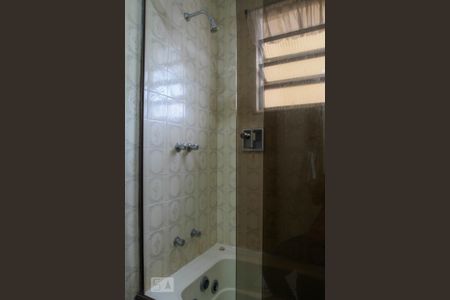 Apartamento à venda com 75m², 2 quartos e 1 vaga Apartamento à venda com 75m², 2 quartos e 1 vagaBanheiro Social