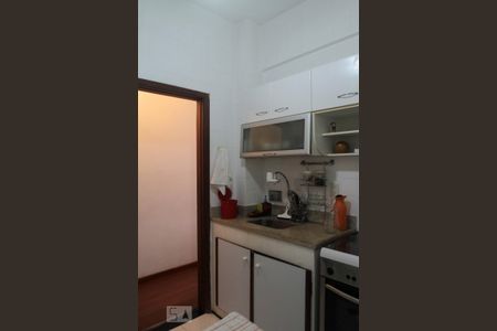 Apartamento à venda com 75m², 2 quartos e 1 vaga Apartamento à venda com 75m², 2 quartos e 1 vagaCozinha
