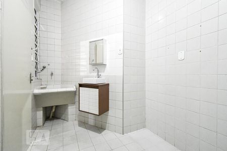 Apartamento para alugar com 72m², 2 quartos e 1 vaga Apartamento para alugar com 72m², 2 quartos e 1 vagaBanheiro