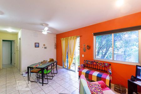 Sala de apartamento para alugar com 2 quartos, 66m² em Maceió , Niterói