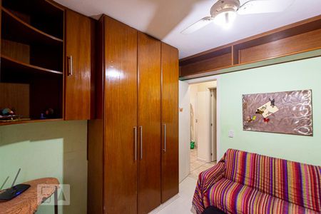 Quarto 1 de apartamento para alugar com 2 quartos, 66m² em Maceió , Niterói