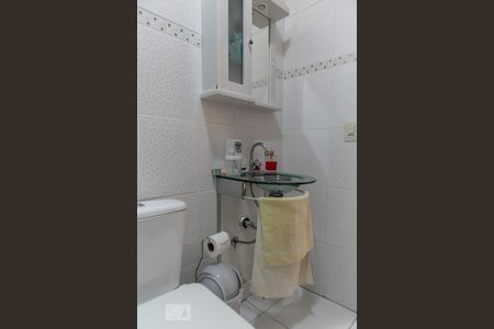 Casa para alugar com 187m², 3 quartos e 2 vagasBanheiro 