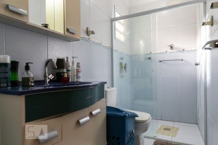 Casa para alugar com 187m², 3 quartos e 2 vagasBanheiro 