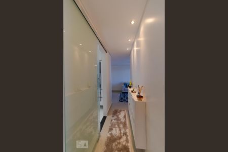 Apartamento à venda com 76m², 3 quartos e 2 vagas Apartamento à venda com 76m², 3 quartos e 2 vagasCorredor