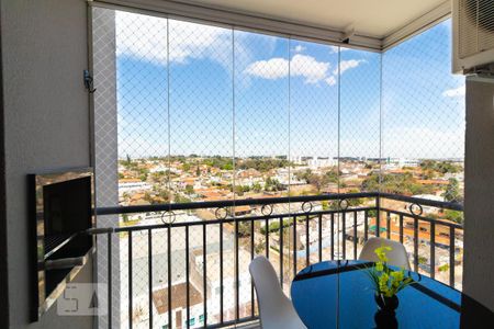 Apartamento à venda com 76m², 3 quartos e 2 vagas Apartamento à venda com 76m², 3 quartos e 2 vagasSacada com Churrasqueira