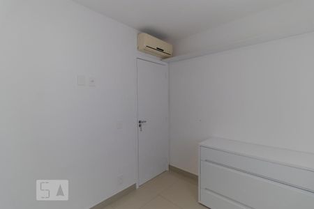 Apartamento à venda com 76m², 3 quartos e 2 vagas Apartamento à venda com 76m², 3 quartos e 2 vagasQuarto 01
