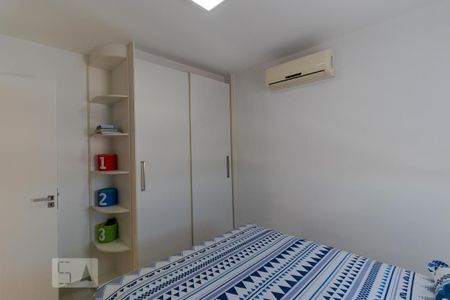 Apartamento à venda com 76m², 3 quartos e 2 vagas Apartamento à venda com 76m², 3 quartos e 2 vagasQuarto 02