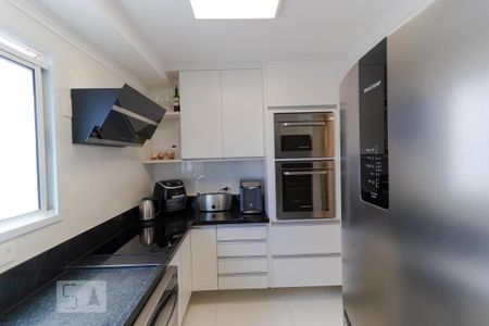 Apartamento à venda com 76m², 3 quartos e 2 vagas Apartamento à venda com 76m², 3 quartos e 2 vagasCozinha