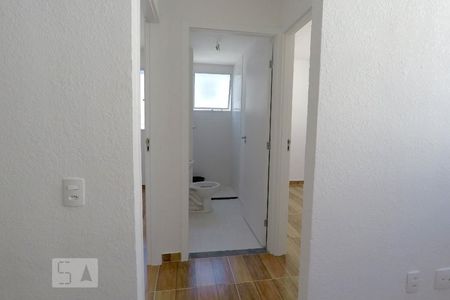 Corredor de apartamento à venda com 2 quartos, 40m² em Jardim São Savério, São Paulo