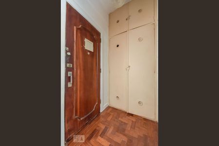 Studio à venda com 34m², 1 quarto e sem vagaEntrada