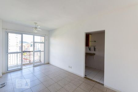 Sala de apartamento para alugar com 2 quartos, 55m² em Centro, Niterói