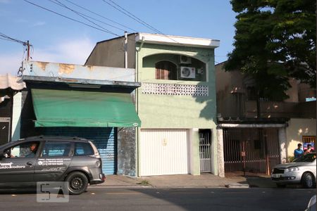 Casa à venda com 150m², 2 quartos e 3 vagasFachada