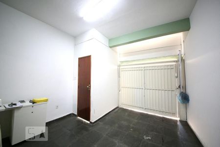 Casa à venda com 150m², 2 quartos e 3 vagasGaragem