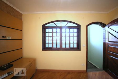 Casa à venda com 150m², 2 quartos e 3 vagasSala