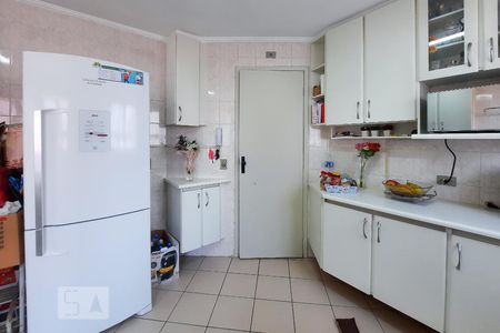 Apartamento para alugar com 128m², 3 quartos e 3 vagasCozinha