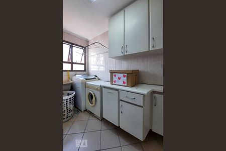 Apartamento para alugar com 128m², 3 quartos e 3 vagasÁrea de Serviço