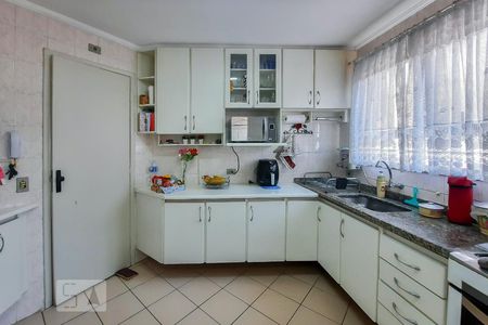 Apartamento para alugar com 128m², 3 quartos e 3 vagasCozinha