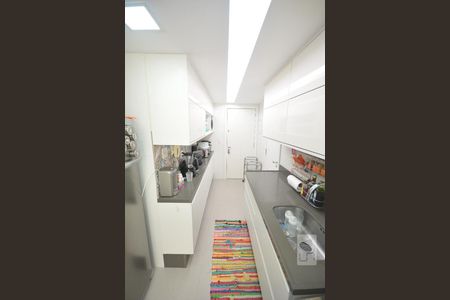 Apartamento à venda com 98m², 3 quartos e 2 vagasCozinha 
