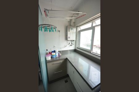 Apartamento à venda com 98m², 3 quartos e 2 vagasÁrea de Serviço