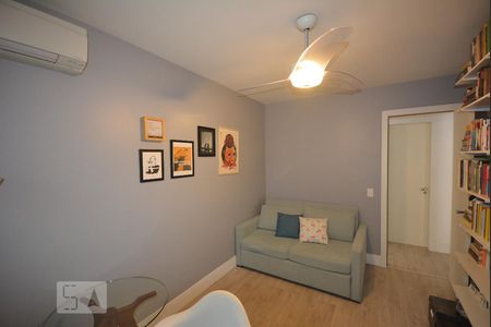 Apartamento à venda com 98m², 3 quartos e 2 vagasQuarto 2 