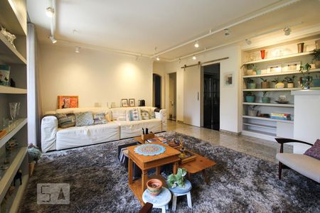 Sala de apartamento à venda com 4 quartos, 130m² em Itaim Bibi, São Paulo