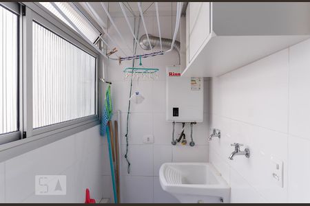 Apartamento para alugar com 107m², 2 quartos e 1 vagaÁrea de Serviço