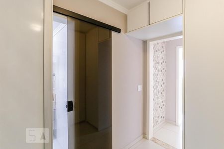 Apartamento para alugar com 107m², 2 quartos e 1 vagaCloset