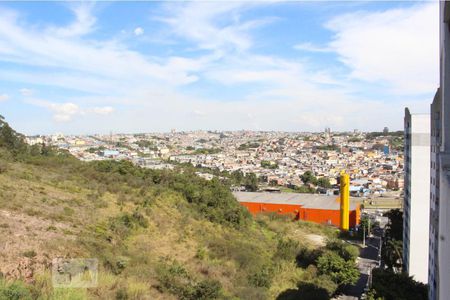 Apartamento para alugar com 45m², 2 quartos e 1 vagaVista