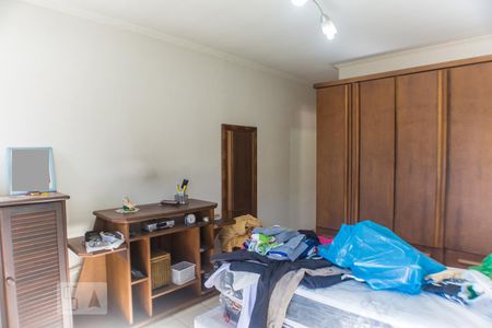 Suíte de casa à venda com 4 quartos, 240m² em Vila Mazzei, São Paulo
