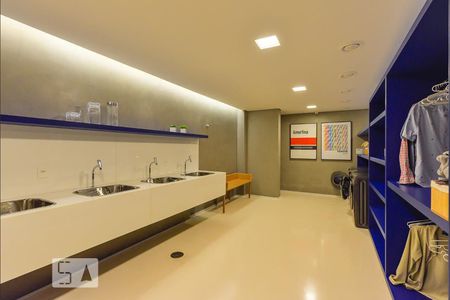 Apartamento à venda com 120m², 2 quartos e 2 vagasLavanderia