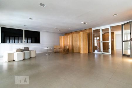 Apartamento à venda com 120m², 2 quartos e 2 vagasHall social