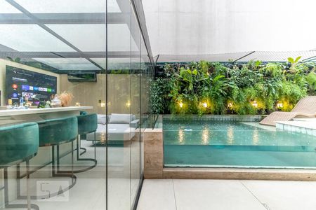 Apartamento à venda com 120m², 2 quartos e 2 vagasVaranda gourmet e piscina 