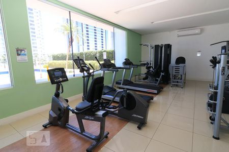 Apartamento para alugar com 75m², 2 quartos e 3 vagas Apartamento para alugar com 75m², 2 quartos e 3 vagasÁrea comum - Academia