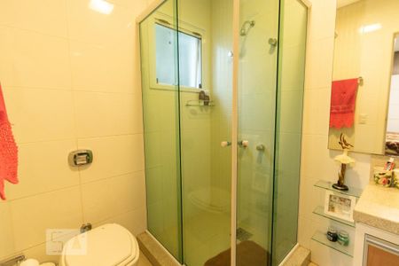 Casa de condomínio à venda com 320m², 4 quartos e 4 vagas Casa de condomínio à venda com 320m², 4 quartos e 4 vagasSuíte 1