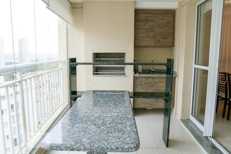 Varanda de apartamento para alugar com 2 quartos, 120m² em Vila Isa, São Paulo