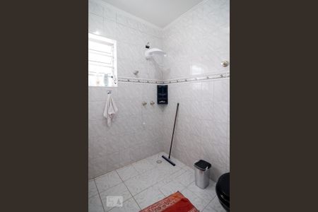 Casa à venda com 490m², 3 quartos e 4 vagasBanheiro Quarto 3 - Suíte